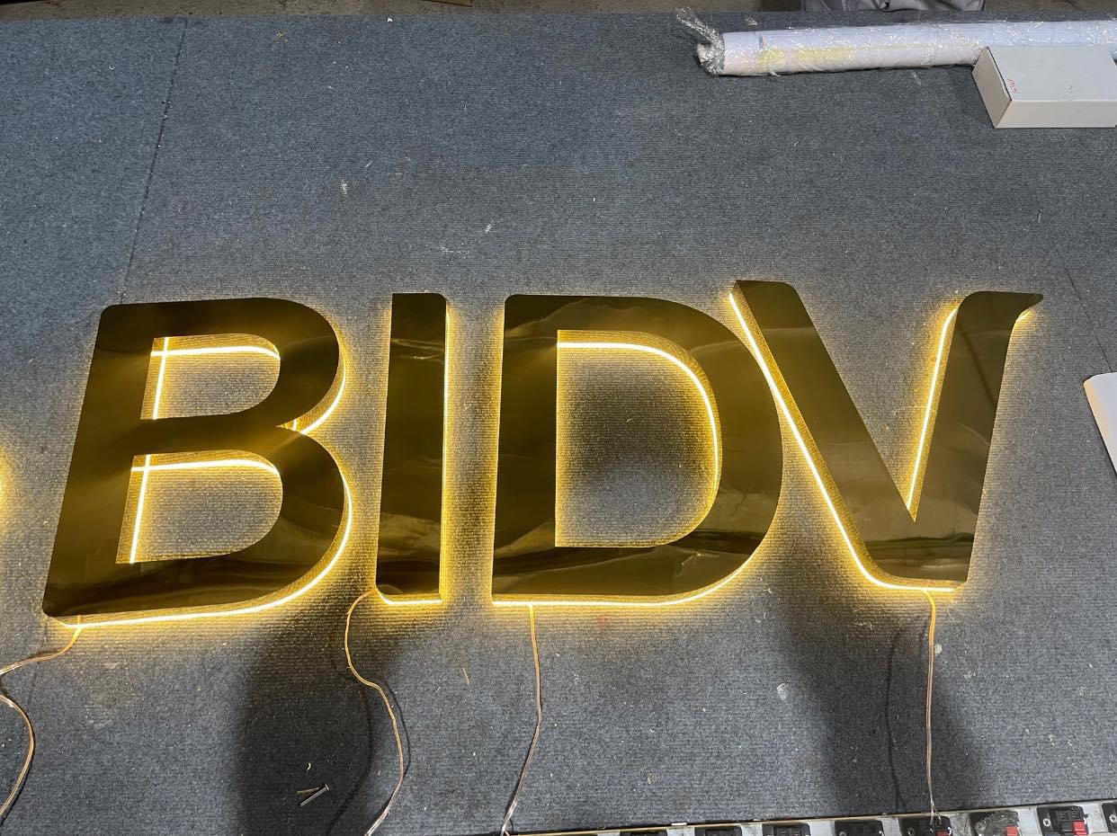 Chữ Inox Có Đèn LED BIDV