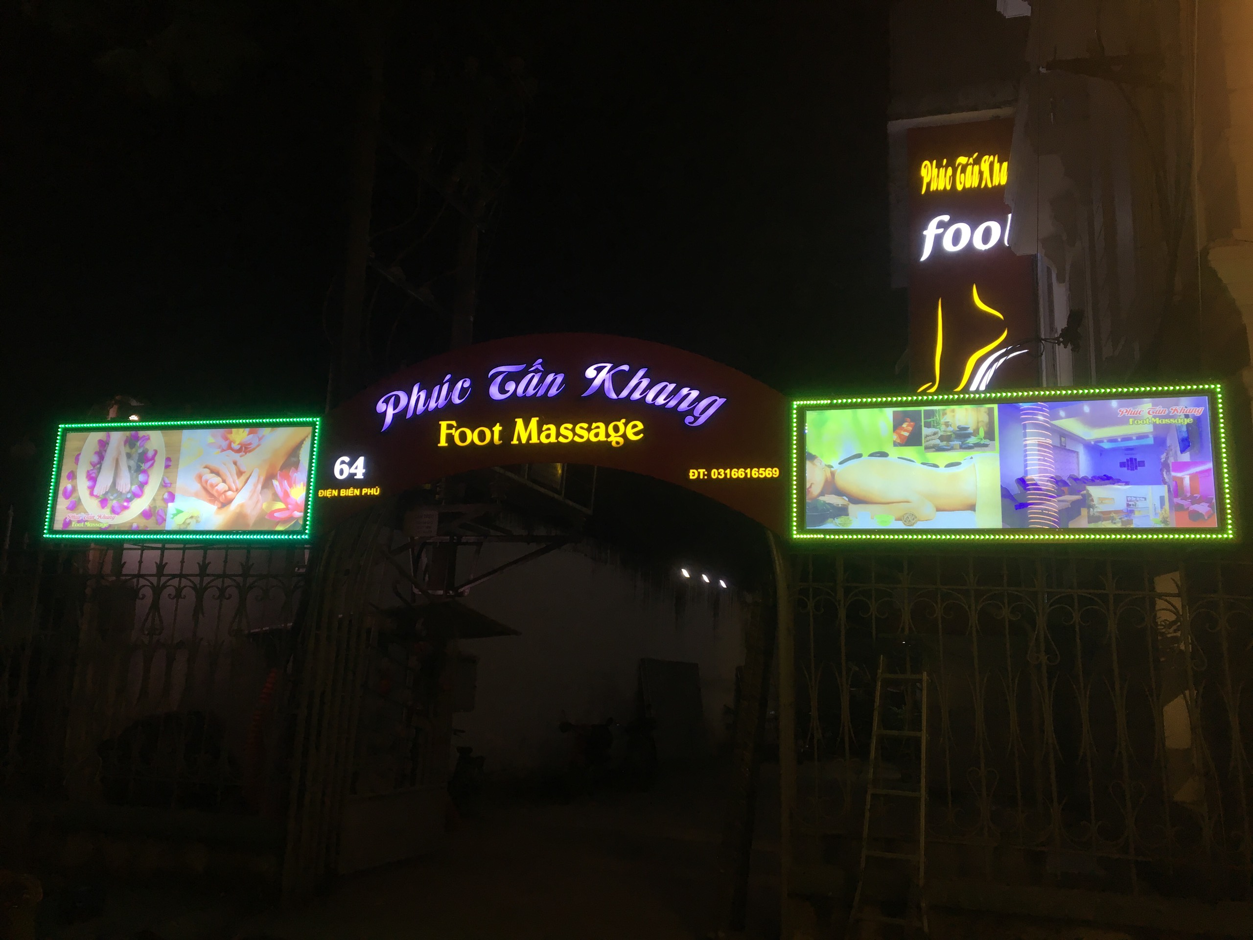 Chữ sáng đơn vị kinh doanh