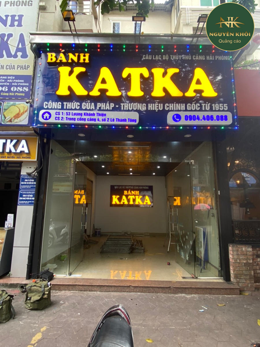 BIỂN CHỮ NỔI CÓ ĐÈN LED – KATKA